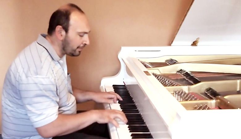 اجرای روح انگیز آهنگ You're My Heart, You're My Soul با پیانو